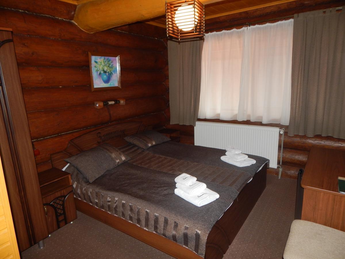 Hotel Zatyshok Svaljava Exteriér fotografie